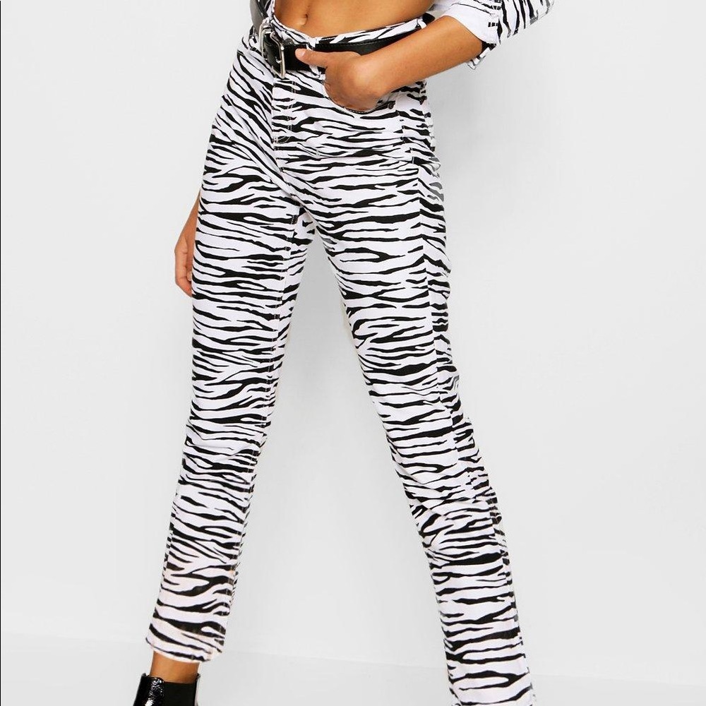 Boohoo zebra pants